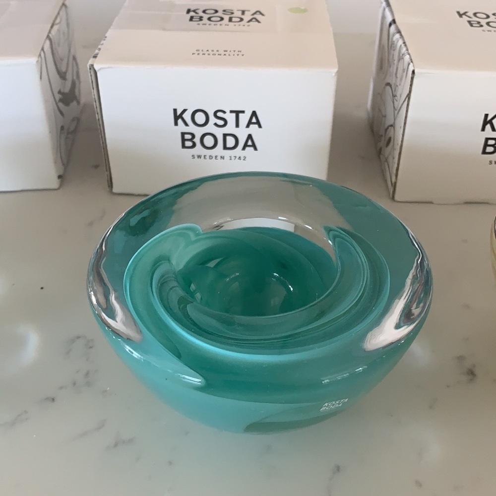 Kosta Boda pink and dark turquoise bundle